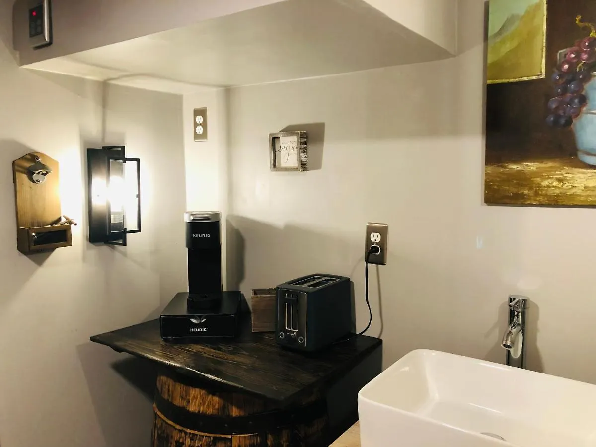 Holiday home Savannah Sojourn - Time Travelers Retreat 1853